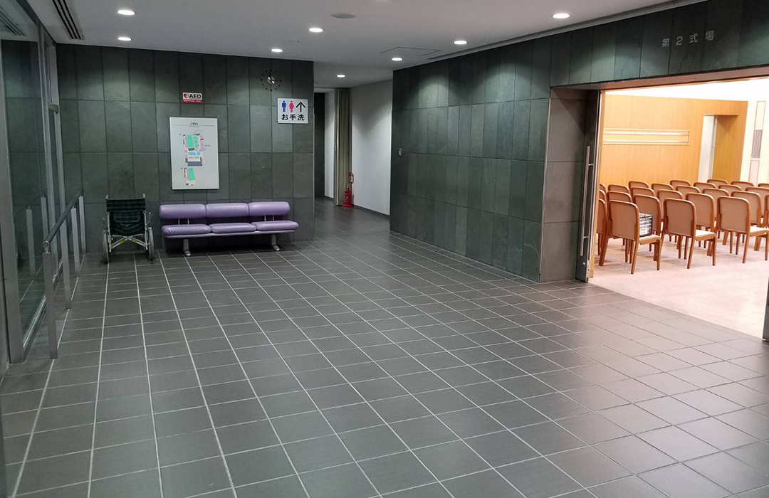 堺市立斎場／式場ロビー