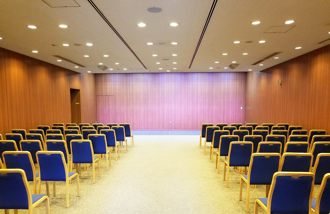 大阪市立鶴見斎場/式場