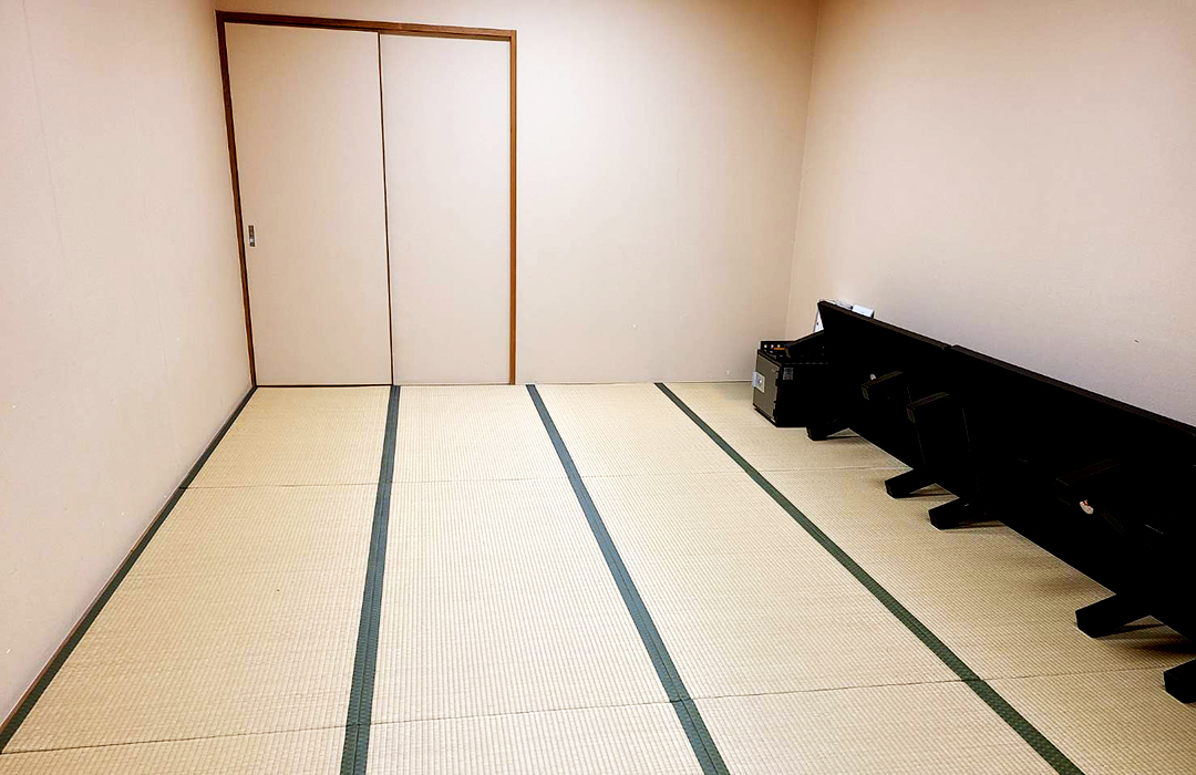 大阪市立葬祭場やすらぎ天空館／1階親族控室