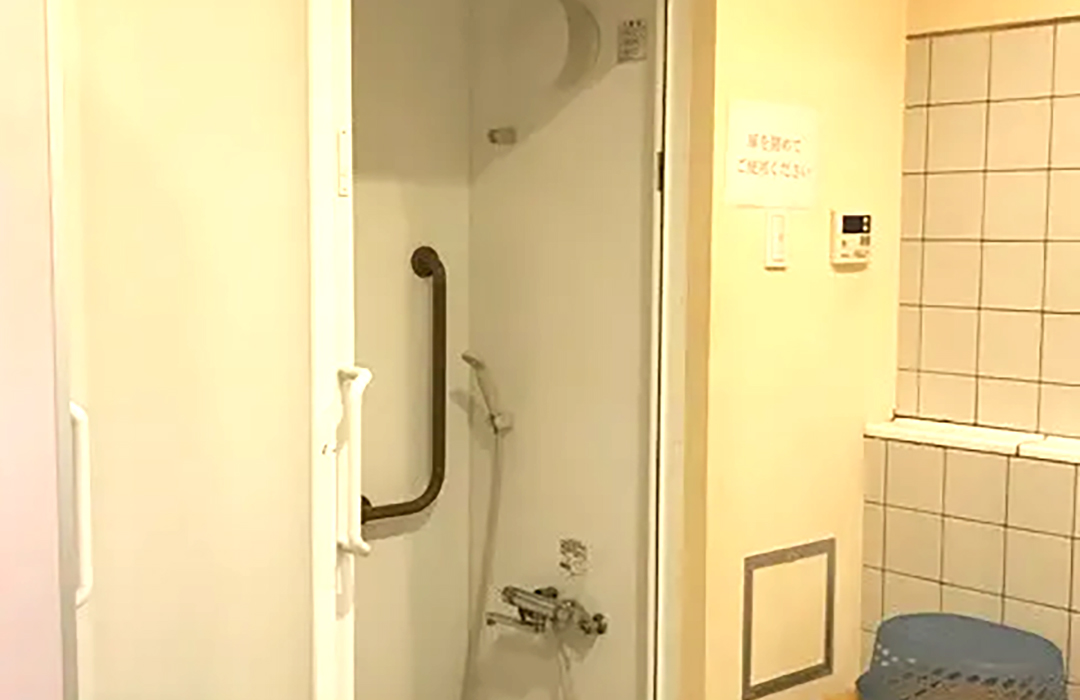 大阪市立葬祭場やすらぎ天空館／1階2階シャワールーム